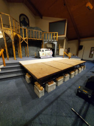 20250325 210036 1752167883 STAGE 4'X8'X16''