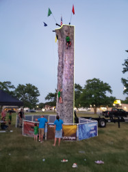 32' MOBILE ROCKWALL 20240620 204059 1764311240 2 32' MOBILE ROCKWALL